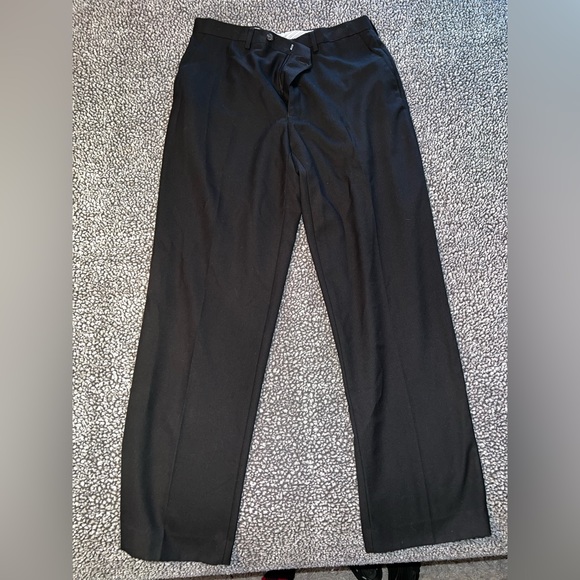 Men’s IZOD black dress pants size 34/32 - Picture 2 of 8